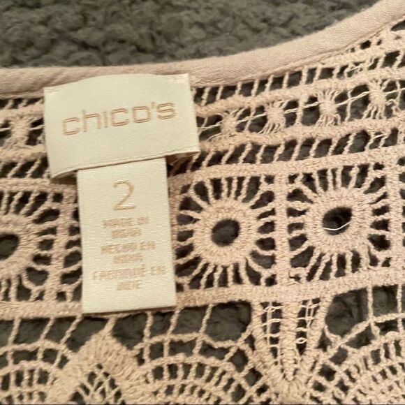 Chico’s Tan Crocheted Top Blouse Size Large - Picture 9 of 11
